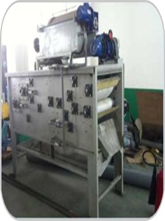 SLUDGE PRESS MACHINE thumb