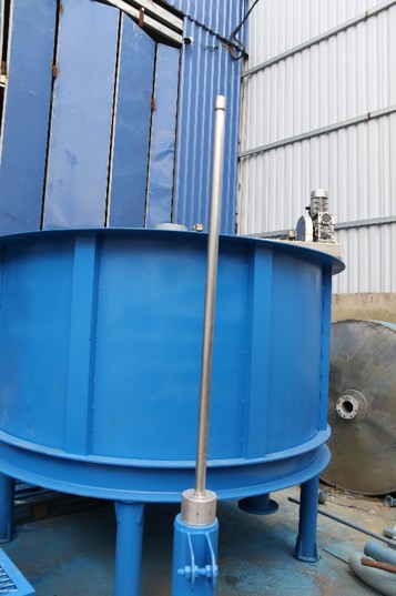 HYDRAULIC MIXER