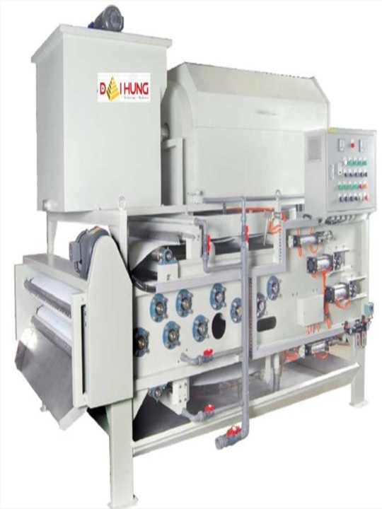 SLUDGE PRESS MACHINE